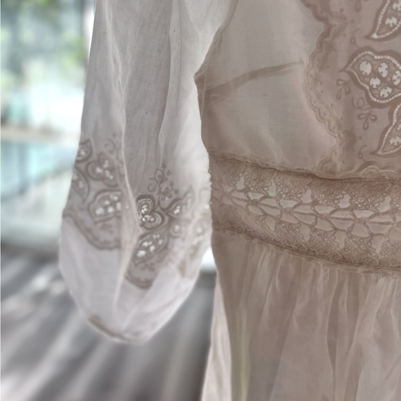 NWOT-NEVER WORN White Lace Boho Dress. Pristine condition. - Picture 10 of 11